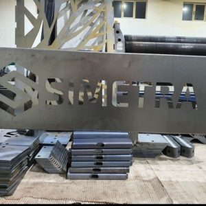 Dekorativne metalne konstrukcije Simetra-12