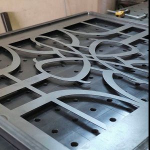 Dekorativne metalne konstrukcije Simetra-30