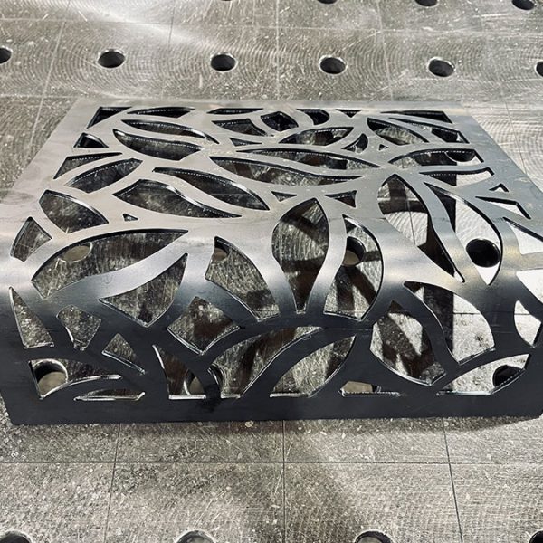 laser art dekorativno secenje metala simetra (1)